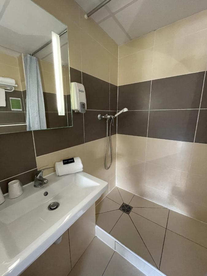 Hotel Cantosorgue LʼIsle-sur-la-Sorgue